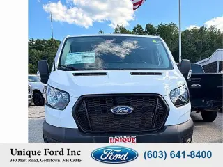 Ford Transit 2025 150 3puertas SWB Techo Bajo Furgón de Carga