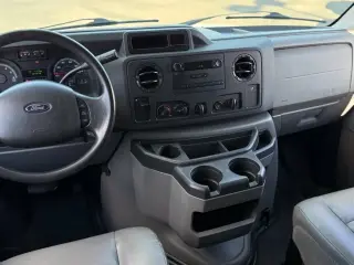 Ford E-Series 2014 E-350 SD 3dr Extended Cargo Van