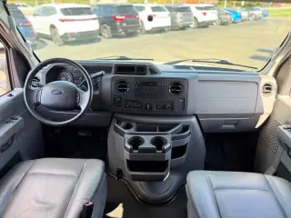 Ford E-Series 2014 E-350 SD 3dr Extended Cargo Van