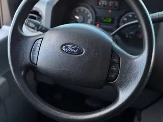 Ford E-Series 2014 E-350 SD 3dr Extended Cargo Van