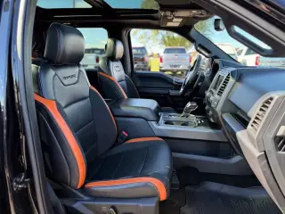 Ford F-150 2018 4x4 Raptor 4dr SuperCrew 5.5 ft. SB