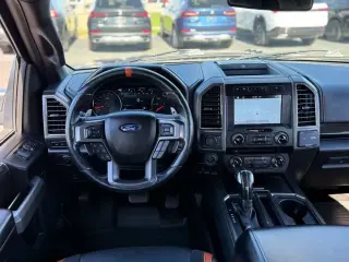 Ford F-150 2018 4x4 Raptor 4dr SuperCrew 5.5 ft. SB