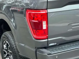 Ford F-150 2023 4x4 XLT 4dr SuperCrew 5.5 ft. SB