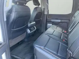 Ford F-150 2023 4x4 Lariat 4dr SuperCrew 5.5 ft. SB