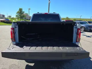 Ford F-150 2024 4x4 STX 4puertas Súper Cabina 5.5 pies. SB