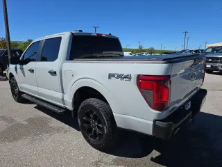 Ford F-150 2024 4x4 STX 4puertas Súper Cabina 5.5 pies. SB
