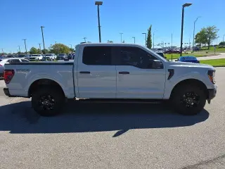Ford F-150 2024 4x4 STX 4puertas Súper Cabina 5.5 pies. SB