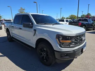 Ford F-150 2024 4x4 STX 4puertas Súper Cabina 5.5 pies. SB
