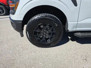 Ford F-150 2024 4x4 STX 4puertas Súper Cabina 5.5 pies. SB