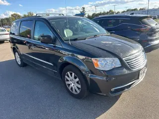 2016 Chrysler Town & Country