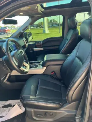 Ford F-150 2019 4x4 Lariat 4dr SuperCrew con motor de 5.5 pies de largo SB.