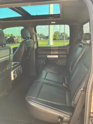Ford F-150 2019 4x4 Lariat 4dr SuperCrew con motor de 5.5 pies de largo SB.