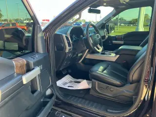 Ford F-150 2019 4x4 Lariat 4dr SuperCrew con motor de 5.5 pies de largo SB.