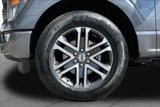Ford F-150 2023 4x2 XL 4dr SuperCrew 5.5 ft. SB
