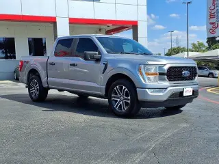 Ford F-150 2022 4x2 XL 4dr SuperCrew 5.5 ft. SB