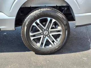 Ford F-150 2022 4x2 XL 4dr SuperCrew 5.5 ft. SB