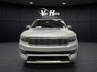 2022 Jeep Grand Wagoneer
