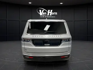 2022 Jeep Grand Wagoneer