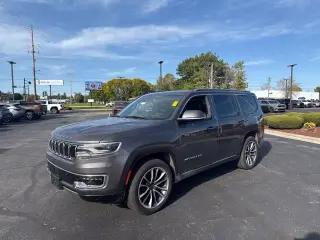 2022 Jeep Wagoneer