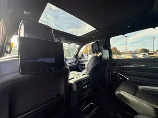2022 Jeep Wagoneer