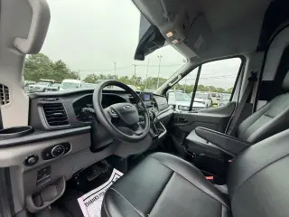 Ford Transit 2024 AWD 250 3dr LWB Techo Medio Furgón de Carga