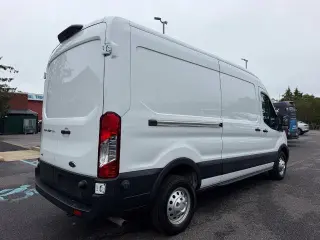 Ford Transit 2024 AWD 250 3dr LWB Techo Medio Furgón de Carga