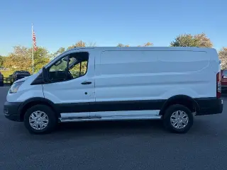 Ford Transit 2025 250 3 puertas SWB techo bajo furgoneta de carga