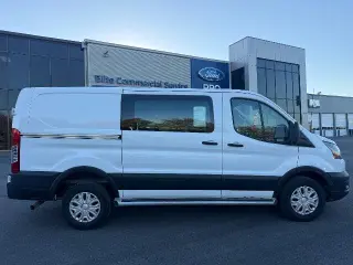 Ford Transit 2025 250 3 puertas SWB techo bajo furgoneta de carga
