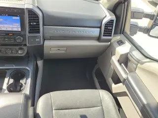 Ford F-250 Super Duty 2019 4x4 XLT 4dr Crew Cab 6.8 ft. SB Pickup