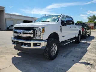 Ford F-250 Super Duty 2019 4x4 XLT 4dr Crew Cab 6.8 ft. SB Pickup