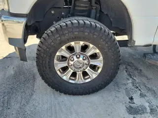 Ford F-250 Super Duty 2019 4x4 XLT 4dr Crew Cab 6.8 ft. SB Pickup