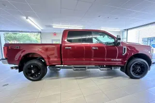 Ford F-250 Super Duty 2017 4x4 Lariat 4dr Crew Cab 6.8 ft. SB Pickup