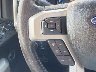 Ford F-250 Super Duty 2019 4x4 Lariat 4dr Crew Cab 8 ft. LB Pickup