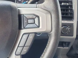Ford F-250 Super Duty 2019 4x4 Lariat 4dr Crew Cab 8 ft. LB Pickup