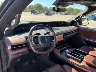 2025 Lincoln Navigator