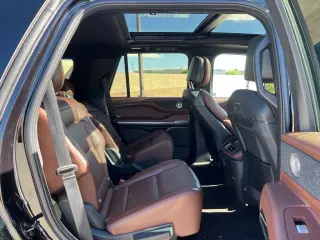 2025 Lincoln Navigator