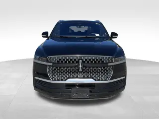 2025 Lincoln Navigator