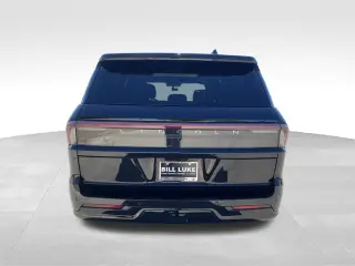 2025 Lincoln Navigator