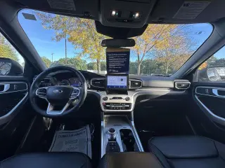 Ford Explorer 2023 AWD XLT 4dr SUV
