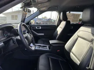 Ford Explorer 2023 AWD XLT 4dr SUV