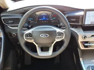 Ford Explorer 2023 AWD XLT 4dr SUV