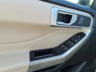 Ford Explorer 2023 AWD XLT 4dr SUV
