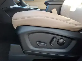 Ford Explorer 2023 AWD XLT 4dr SUV