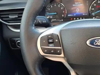 Ford Explorer 2023 AWD XLT 4dr SUV