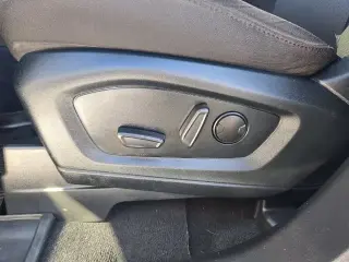 Ford Explorer 2022 AWD XLT 4dr SUV