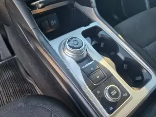 Ford Explorer 2022 AWD XLT 4dr SUV