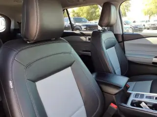Ford Explorer 2024 XLT 4x4 SUV
