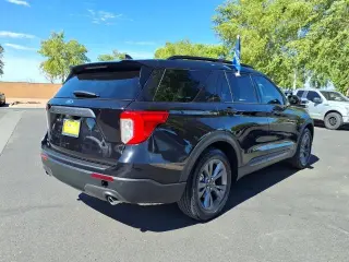 Ford Explorer 2024 XLT 4x4 SUV