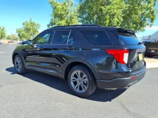 Ford Explorer 2024 XLT 4x4 SUV