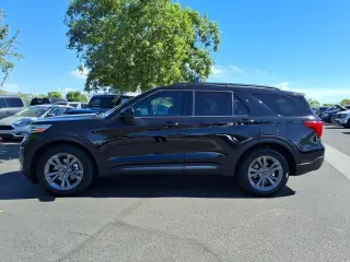Ford Explorer 2024 XLT 4x4 SUV